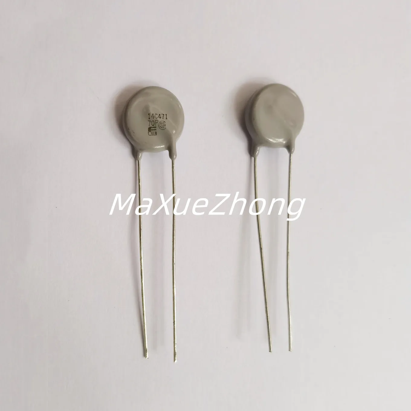

Original new 100% ENC471D-14A 470V diameter 14mm 14D471 14C471 varistor P=8MM (Inductor)