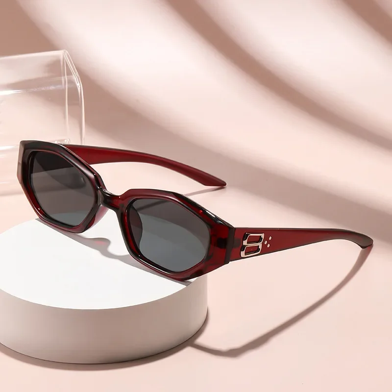 نظارات شمسية متعددة الأضلاع ريترو عصرية بإطار مربع صغير وجه مستدير نظارات شمسية نحيفة مخصصة للشارع 6102