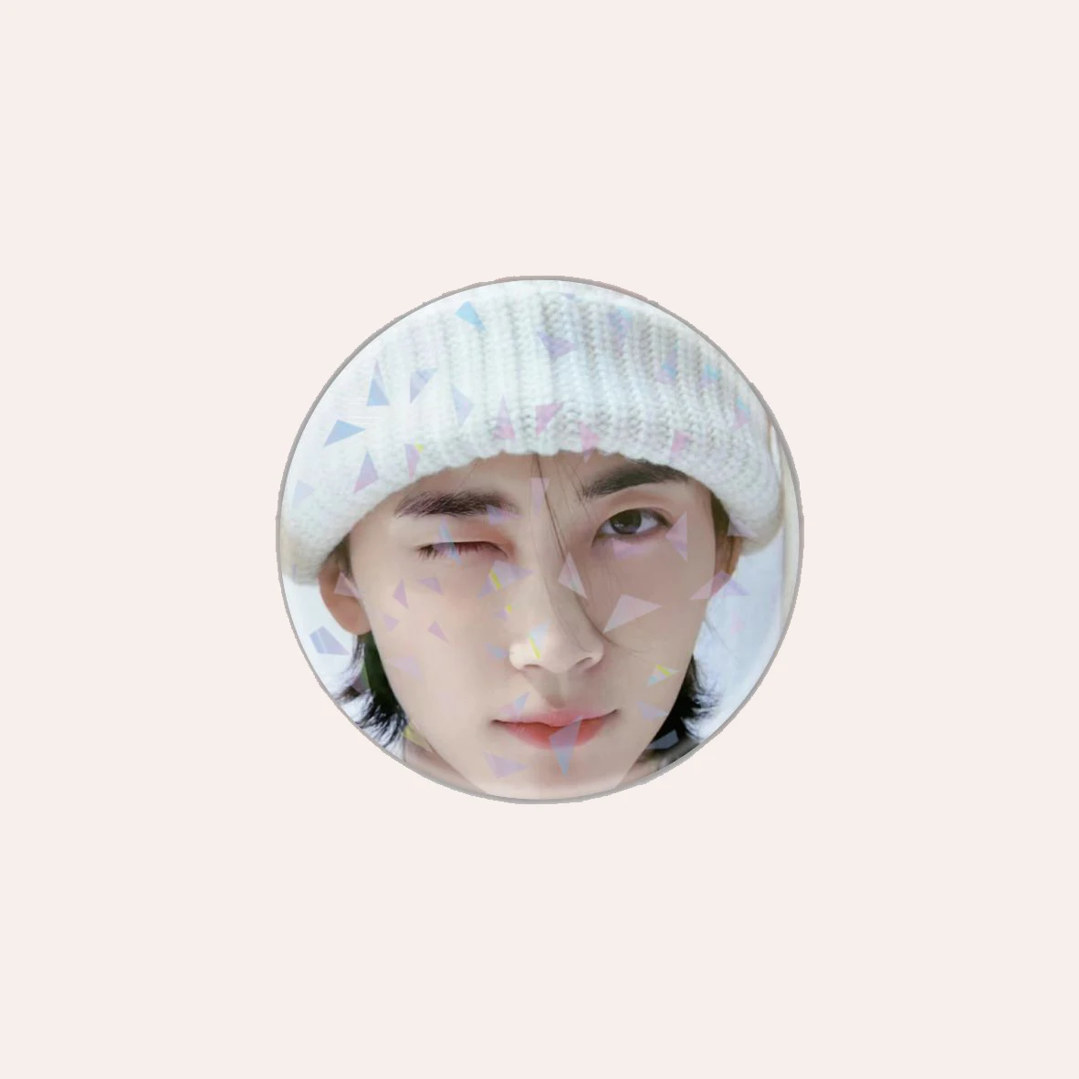 KPOP 17 Jeonghan Joshua Photo Print Tinplate Laser Film Badge Pin Wonwoo Mingyu Hoshi HD Brooches Fans Bag Clothes Accessories