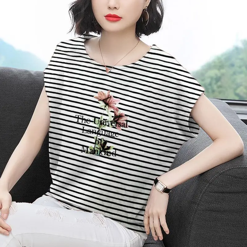 Fashion O-Neck Printed Letter Striped T-Shirt Women's Clothing 2024 Summer New Casual Pullovers Batwing Sleeve Korean Tee Shirt