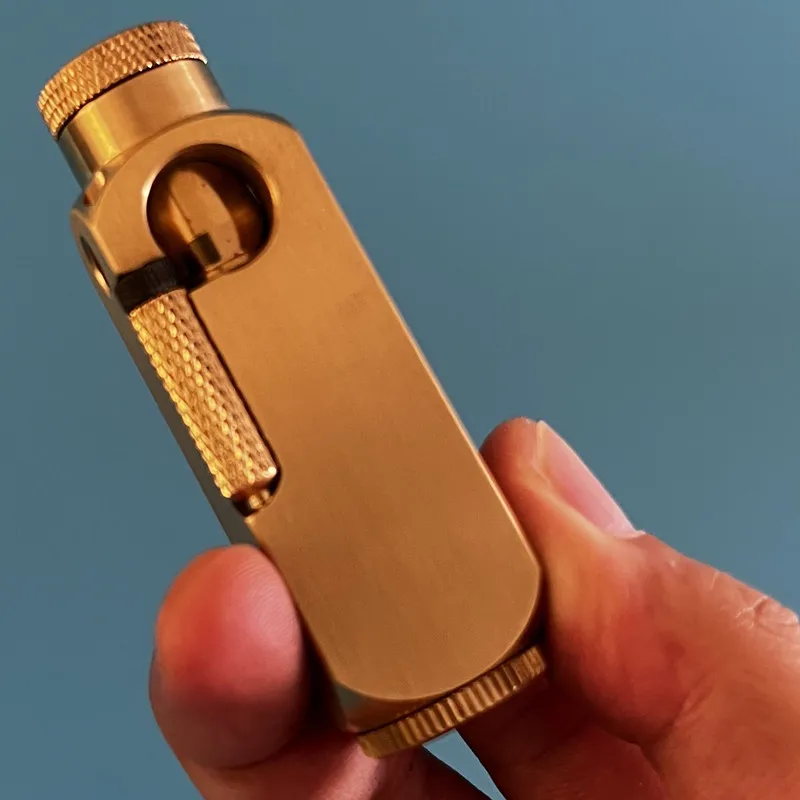 

ZORRO pure copper engraved side-sliding ignition trench Z760 original copper Flamido cigarette lighter, a gift for men