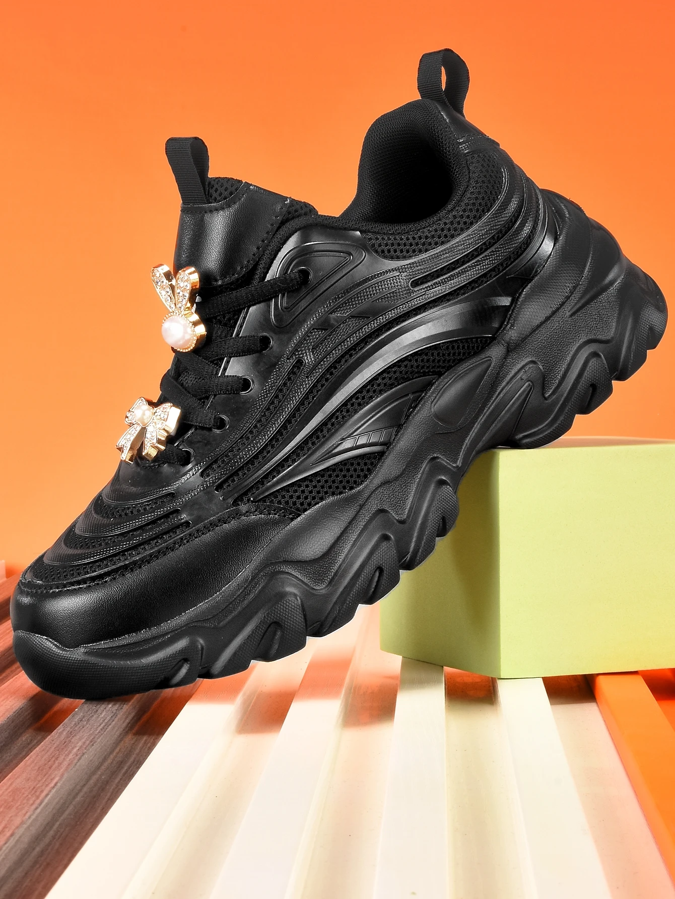 Women's Thick-Soled 5cm Height-Increasing Black Dad Shoes, Y2K Sweet-Cool Spicy Girl Style, Gold Rabbit Bow Decoration, Casual Sneakers, All-Season Mesh Breathable Patchwork Upper, Soft Sole, Lightweight, Unique Design, Student-Friendly, Campus Daily Commute, Versatile Trendy Women's Shoes