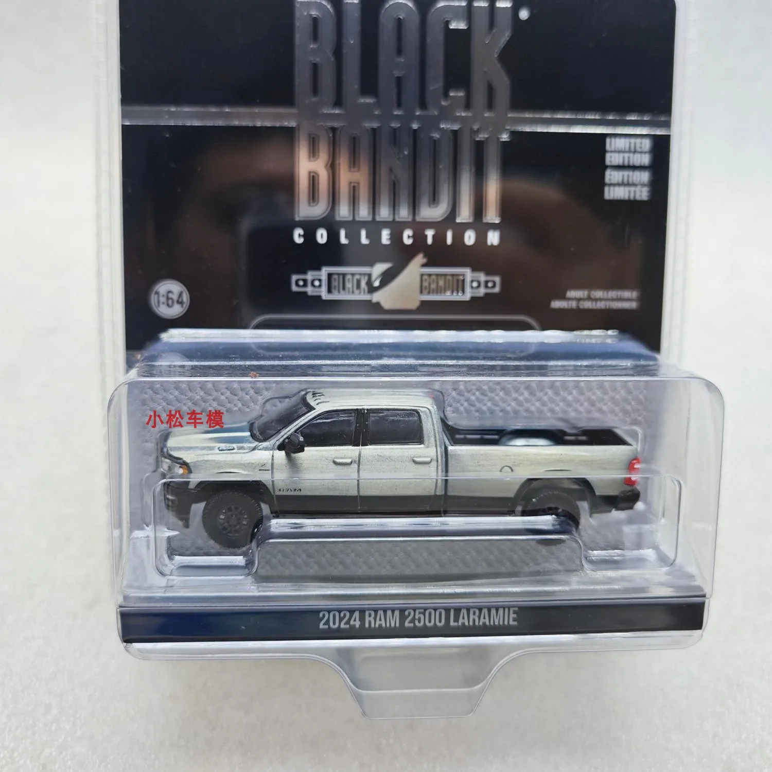 1:64 2024 Ram 2500 Laramie High Simulation Diecast Car Metal Alloy Model Car decoration display collection gifts