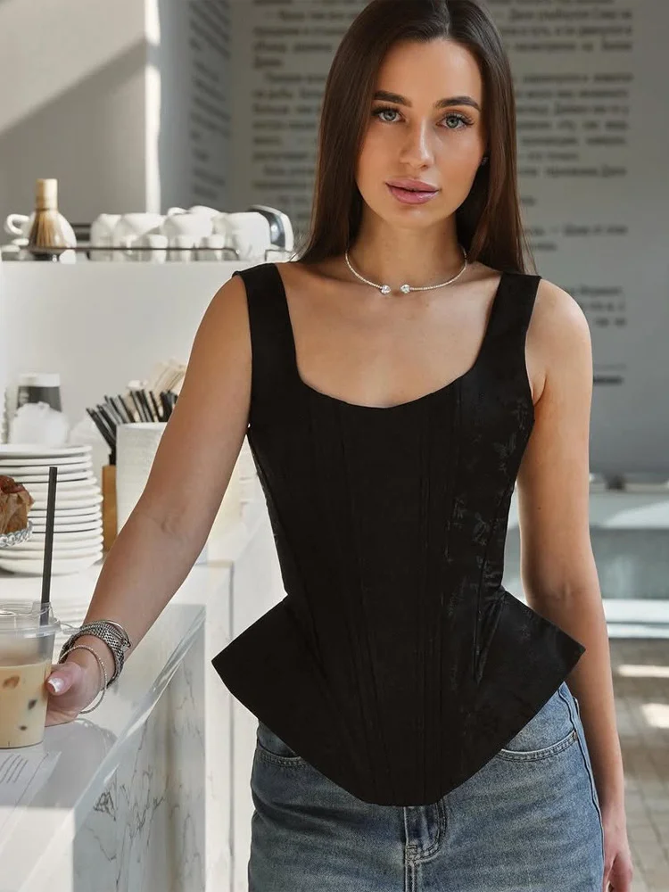 MAE Wide Strap Women's Corset Top All Over Floral Embossed Bone Support Peplum Flared Hem Slim Fitted Cropped Top 2026 New