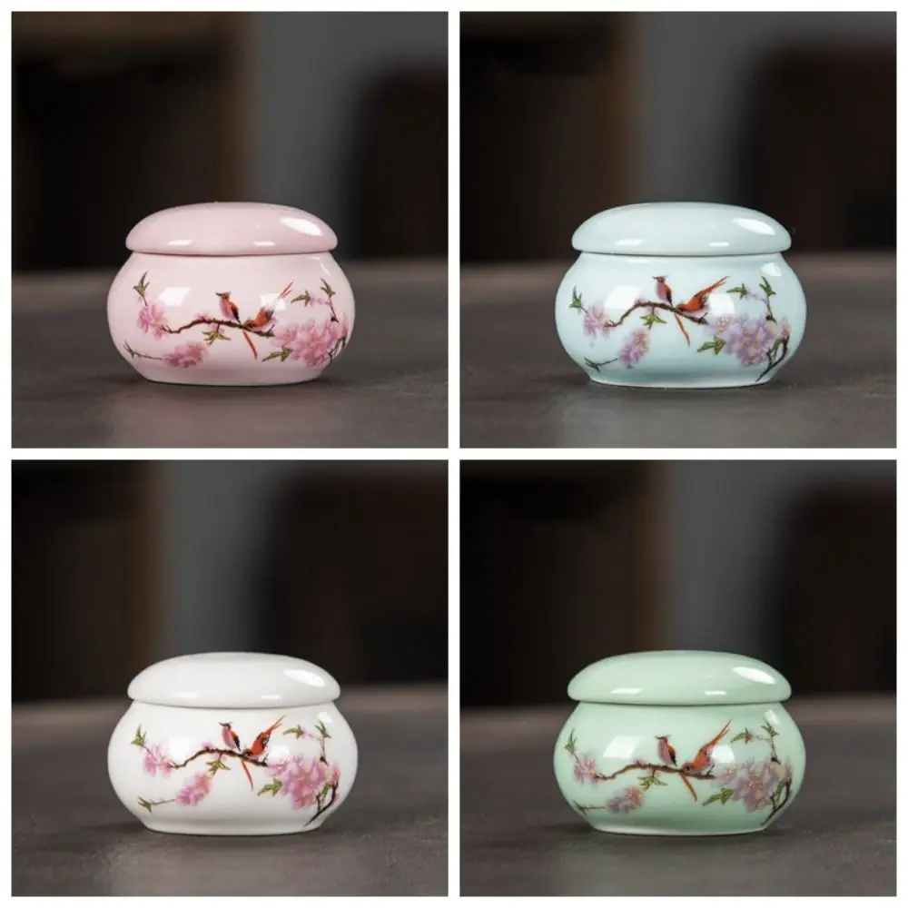 

Durable Small Glaze Ceramic Jars Portable Mini Medicine Cans Moisture-proof Waterproof Nail Cup with Lid Women