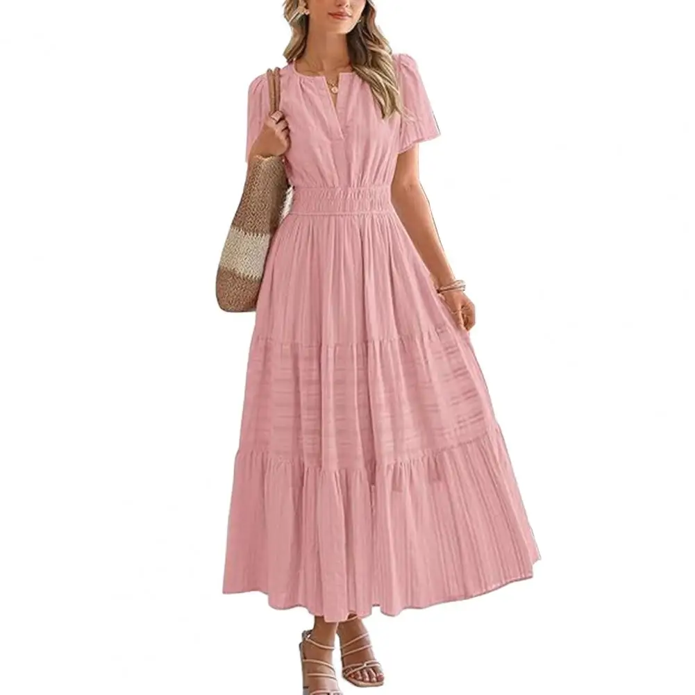 Sway Dress ชุดเดรสแม็กซี่เดรสคอวีหรูหราพร้อมเอวสม็อคฉัตร Flowy Design สําหรับผู้หญิงฤดูร้อนชุดเดรสยาวจีบสั้น