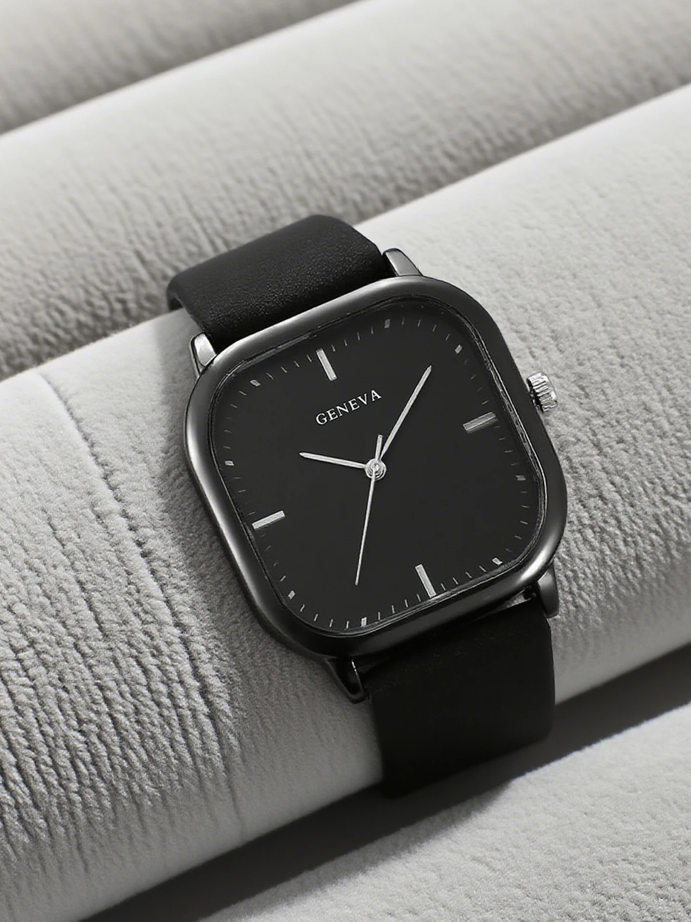 All Black Simple Square Dial Ladies Leather Watch, Fashion Minimalist No Numeral Design Quartz Wristwatch Gift for Students