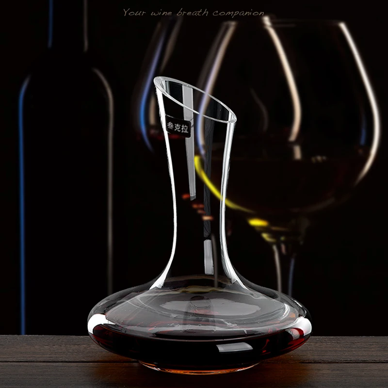 Custom Wine Decanter Crystal Wine Handmade Base Glass Pitcher Ultra Elegant Design Easy Pour Slanted Spout for Wine 1100ml 37Oz