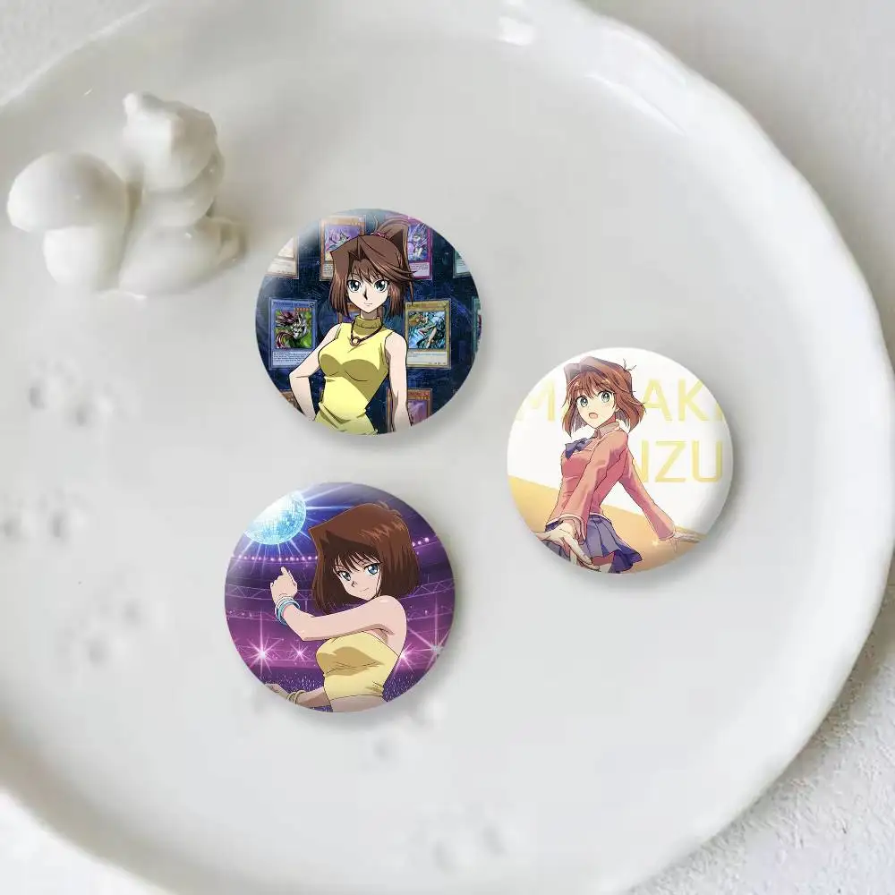 Anime Yu-Gi-Oh T-Tea Gardner Badges Creative Tinplate Button PinsBrooch Badge Clothes Backpack