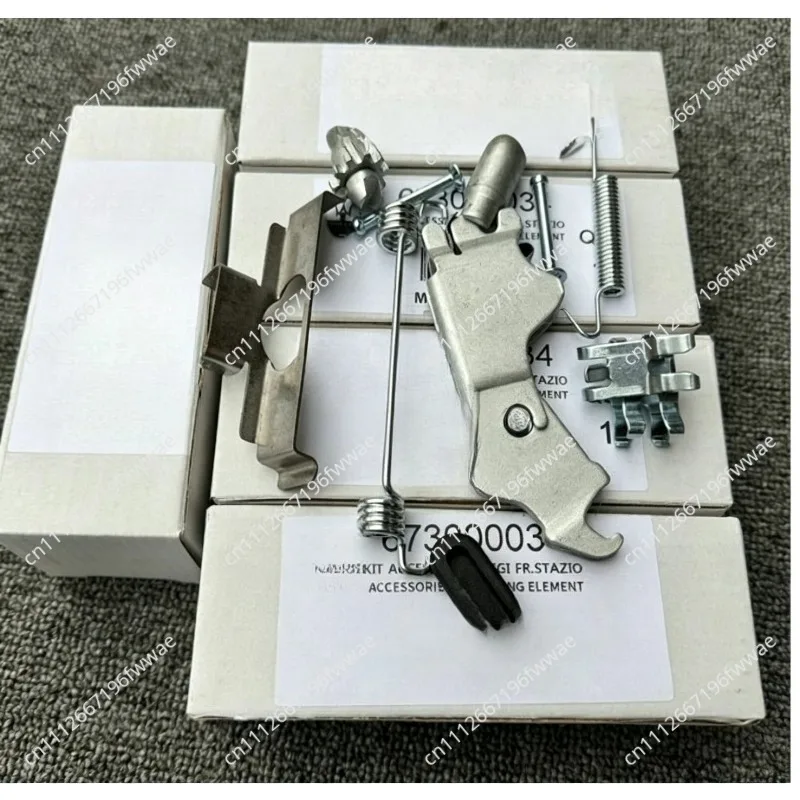 For Suitable fort  673000034 673000035 M156 Hand Brake Pad Repair Kit