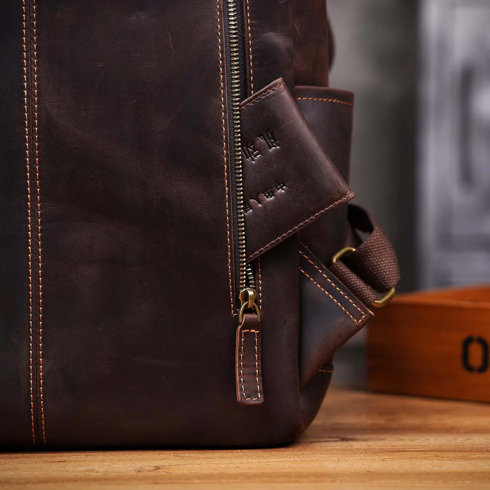 S.WORKER Vintage Echtleder-Rucksack 16" Laptop-Tasche Lässige Crazy-Horse-Leder-Schultasche Outdoor-Reise-Weekender-Tasche – Detail 19