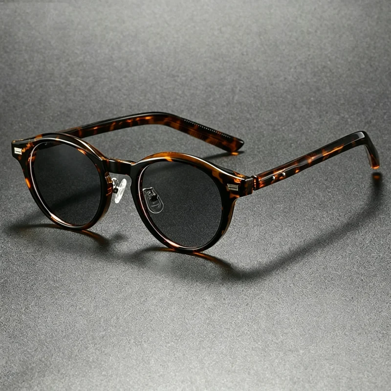 LOERHUNAR New in Retro Round Myopia Sun Glasses Men TR Frame Core Insert Leg Sun Glasses Women Set Retro Driving Fishing Eyewear