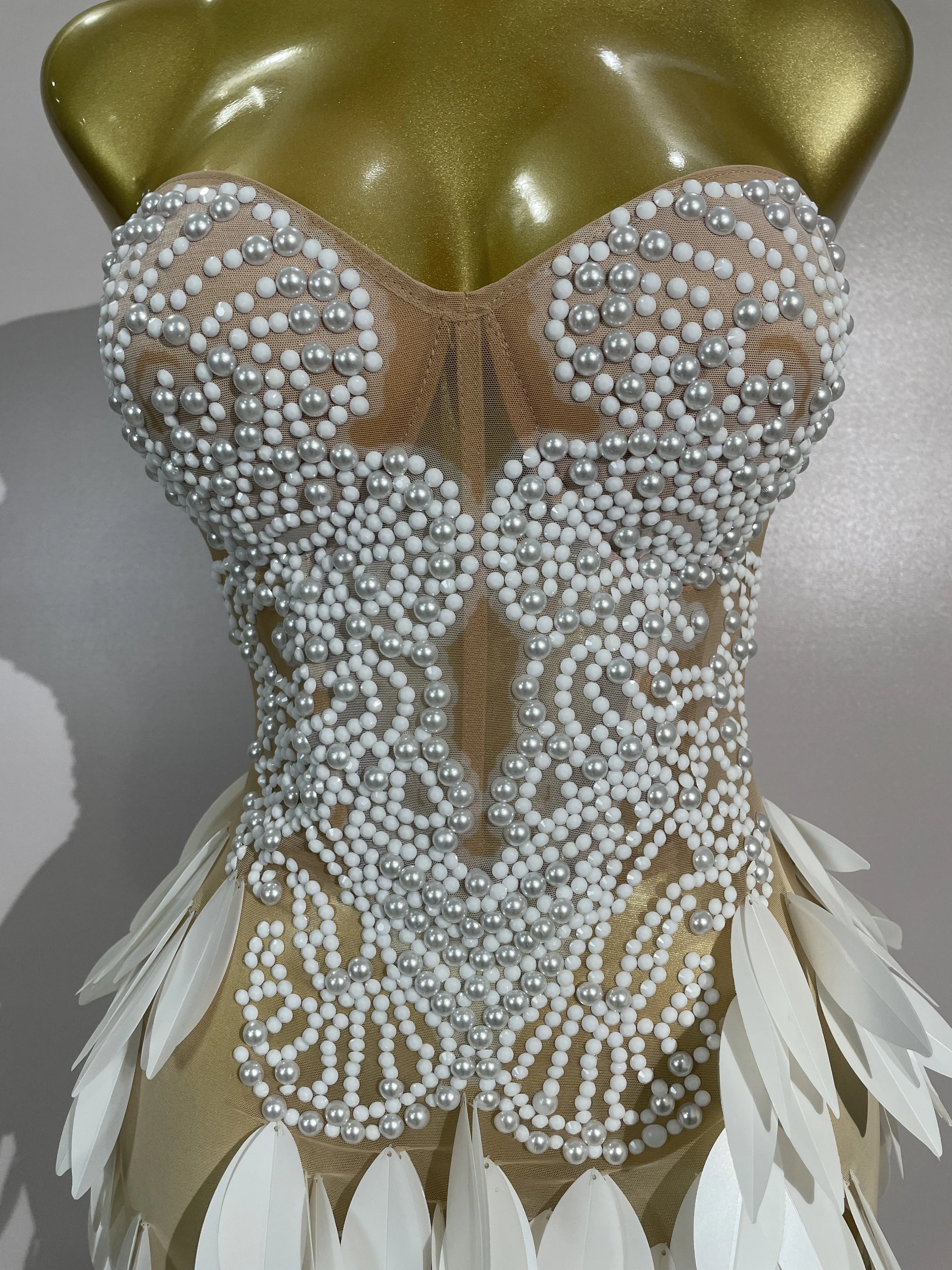 

Women Elegant Shiny Pearls Strapless Mesh Sheer Maxi Dress Eveing Birthday Party Sexy Nightclub Bar Performance Stage Costume