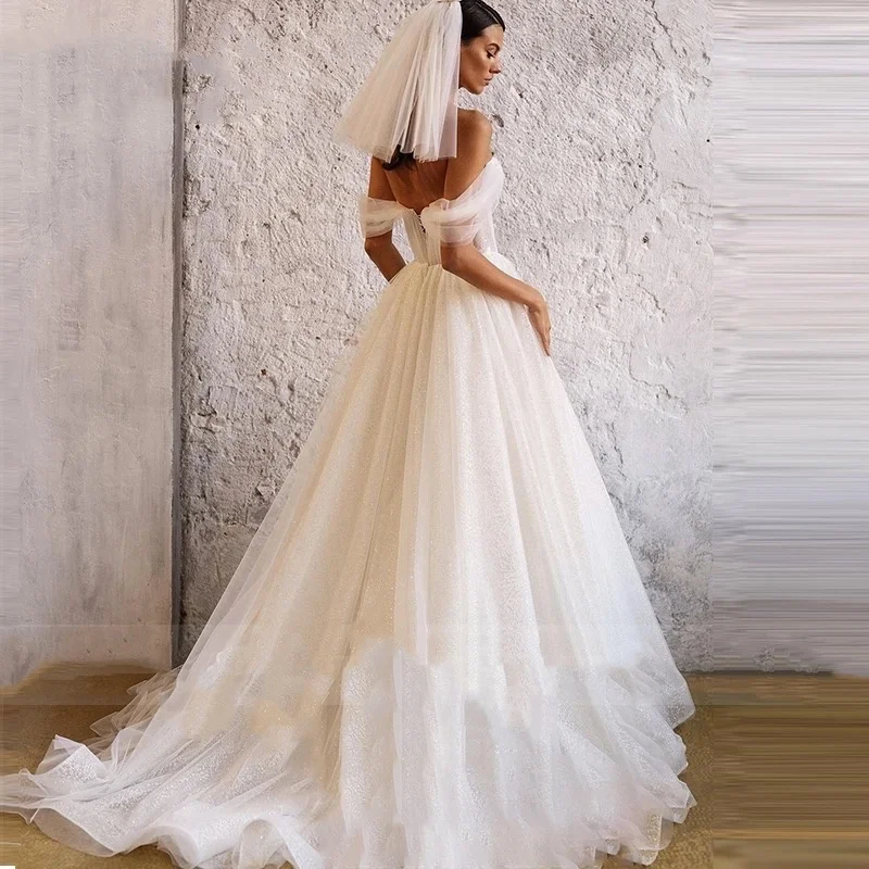 Maßgeschneiderte, glänzende, schicke Brautkleider aus Organza mit Stickerei, Pailletten, A-Linie, Braut-Boot-Ausschnitt, ärmellose Robe De Mariee