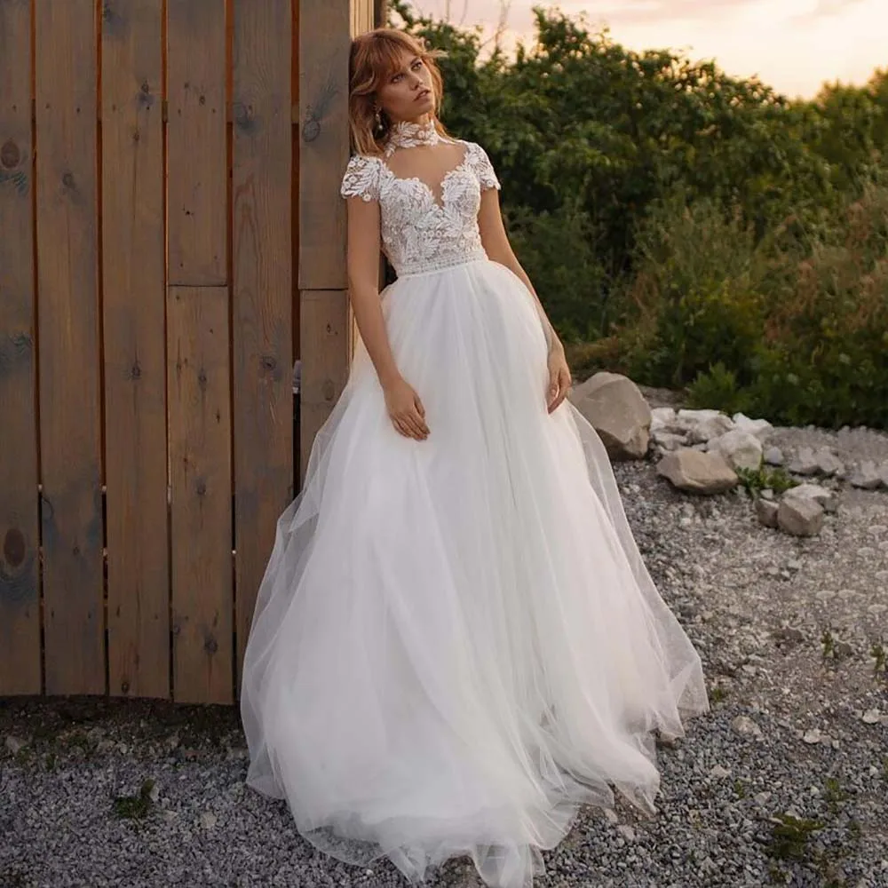 Lace Applique Wedding Dress High Neck Short Sleeve Backless Tulle A Line Bridal Dress Elegant Brides Gown Customized