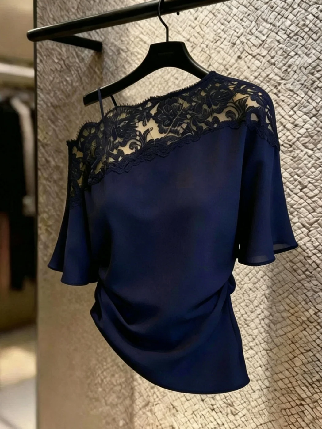 Summer 2026 Women's Lace Splice Short Sleeve T-Shirt Elegant Fashionable Light Luxury Blue Color Shoulder Bared Patchwork Top