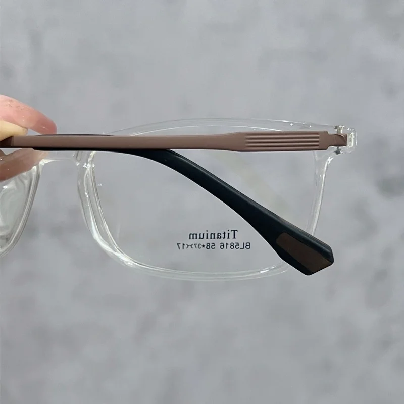 β Titan-Brillengestell, ultraleicht, quadratisch, großes Gesicht, Herren-Brillengestell, Titanbein, optische Verordnung, Herrenbrille 5816 – Detail 9