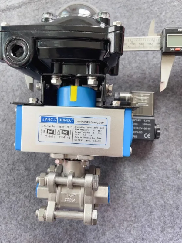 Micro pneumatic control ball valve