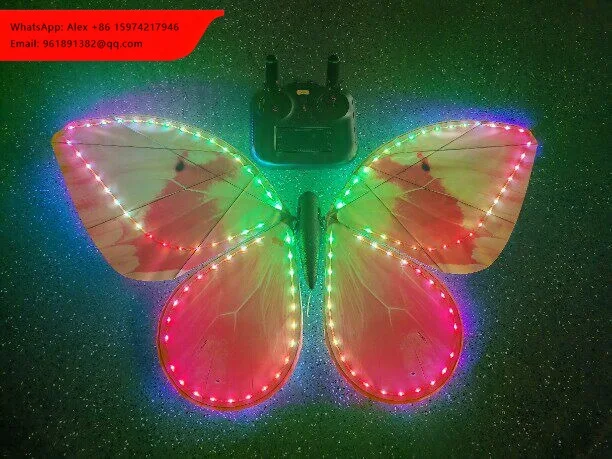 

Светодиодные бабочки, используемые для декора мероприятий, свадебных вечеринок, сценических выступлений и коммерческой рекламы