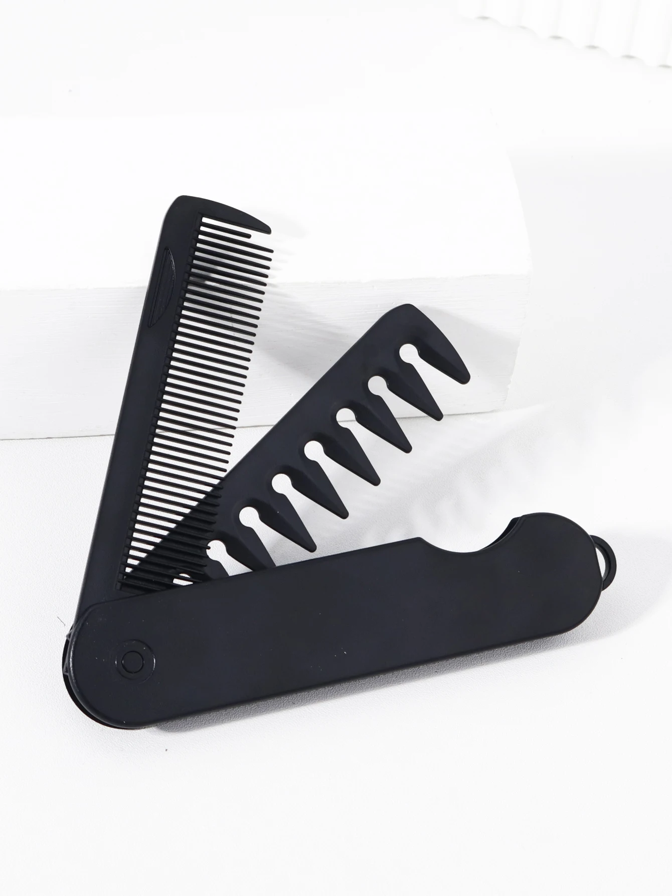 2-in-1 Klappbarer Haarkamm, Bartkamm, Doppelzahn-Design, Langlebiger ABS-Kunststoffgriff und Bürste, Tragbar für Reisen – Detail 3