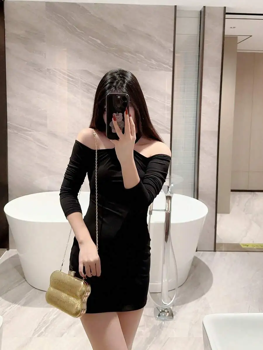 

Box Shaped Clutch Bag With Detachable Chain Strap For Women Evening Party Banquet
