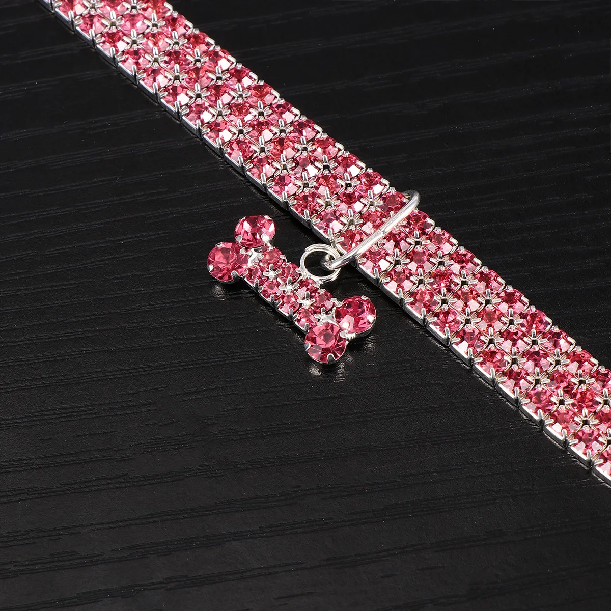 

Pink Mini Bone Pendant Rhinestone Pet Dog Collar Adjustable Chain Buckle Crystal Collar Comfortable Luxury Pet Supplies Size M