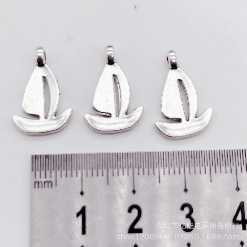 Factory Direct Sales 100Pieces DIY Ornament Sailboat Pendant White Copper 18X15MM Small pendant