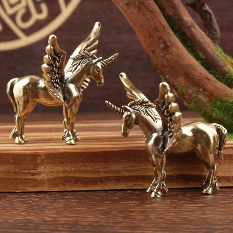 Fliegendes Pferd Messing Miniaturfiguren Schreibtisch Ornament Dekorationen Tierstatue Tierskulptur Home Decor