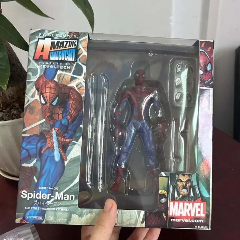 

16cm Marvel Superhero Amazing Yamaguchi Spiderman Peter Parker Action Figure Collection Model Toys Figurine Birthday Gifts
