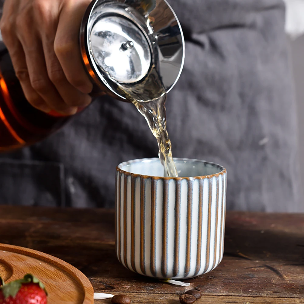 Vertical Striped Ceramic Exquisite Teacup 180ml Small Sake Sushi Sake Coffee Mug Family Restaurant Dinnerware Wholesale Cups