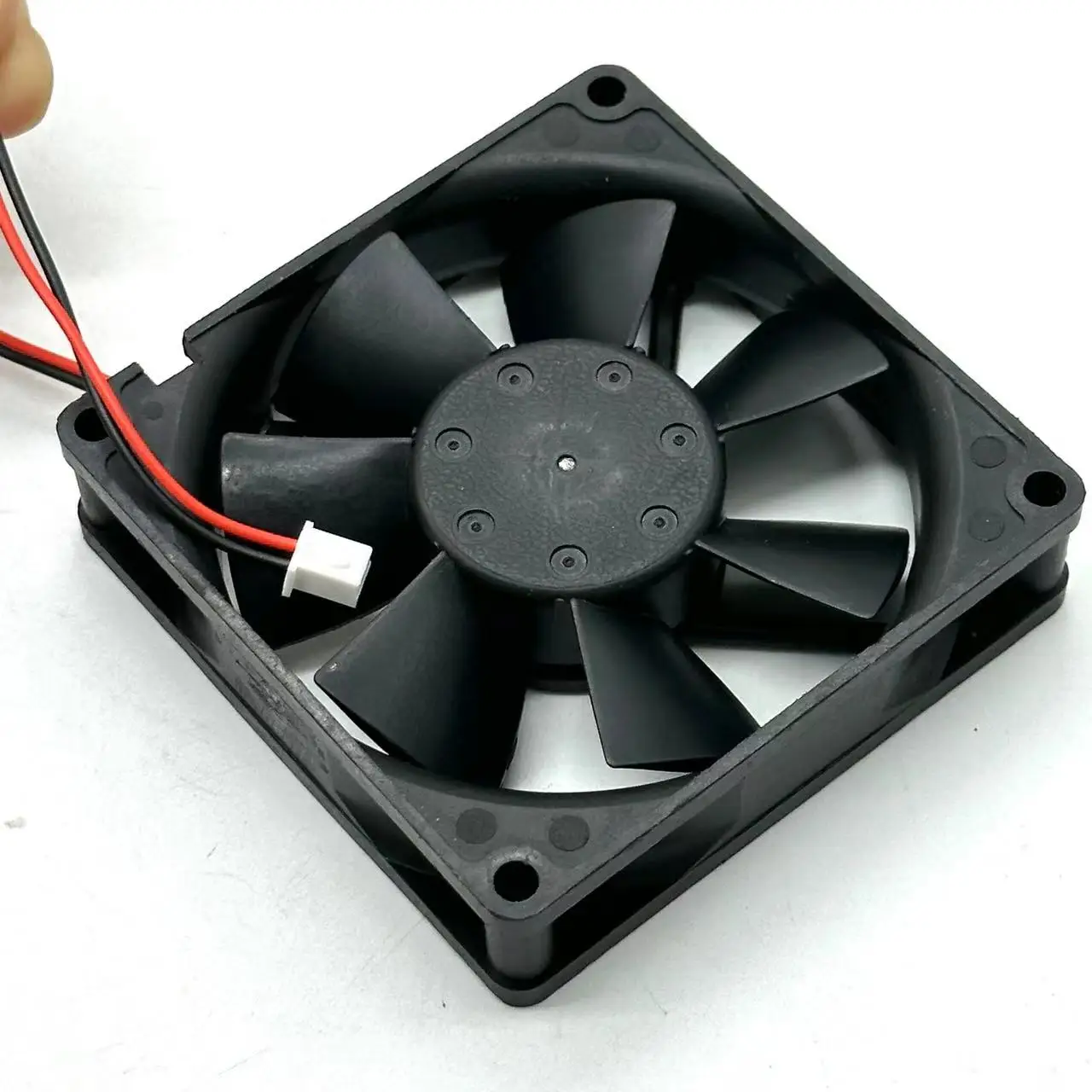 NMB-MAT 3108NL-05W-B50 L00 DC 24V 0.19A 80x80x20mm 2-Wire Server Cooling Fan