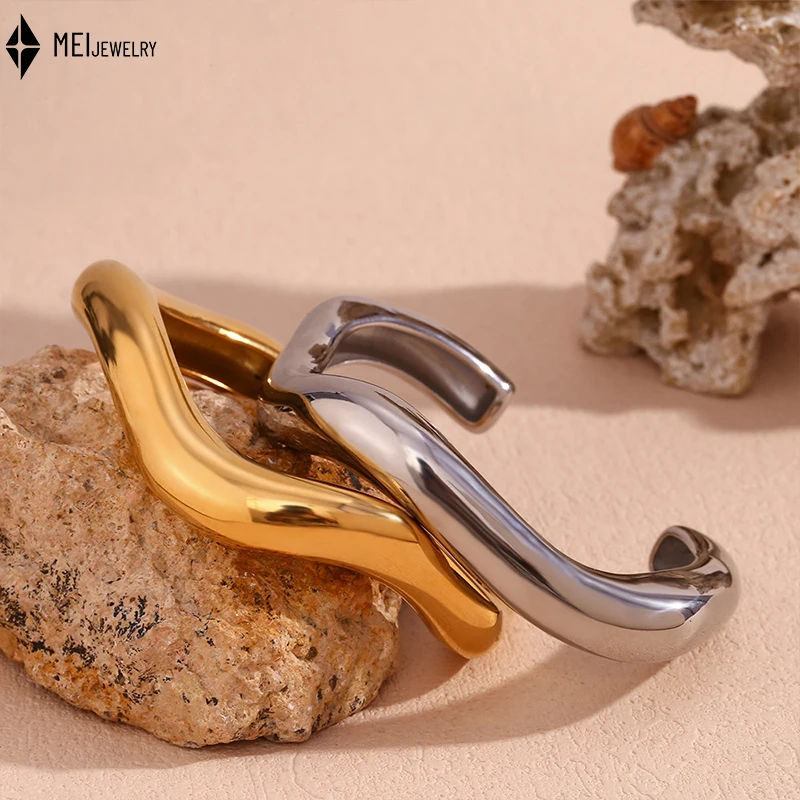 

Minimalist Niche Temperament Stainless Steel Exaggerated Irregular Liquid Wave Opening Bracelet For Women