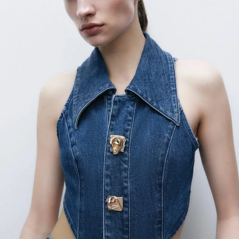 เดรสยีนส์ติดกระดุม - ชุดเดรสทรงเอไลน์ผ่าข้าง คอปกเว้าช่วงเอว ช่วยให้ดูผอมเพรียว รุ่นปี 2025