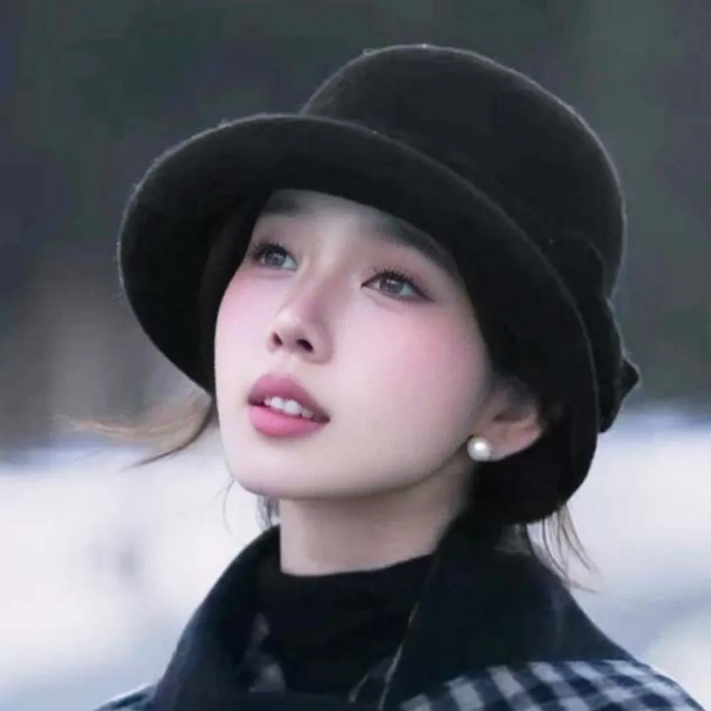 

Princess Hat Vintage Looking Woolen Rolled Edge Cap Versatile Bow British Top Hat Warmer Beret Woolen Formal Hat Fashion Show