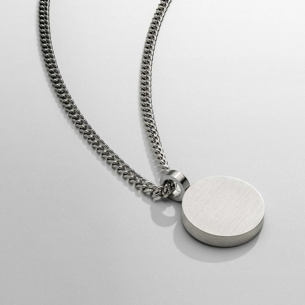 Retro Runde Anhänger-Halskette Einfache Goldfarbene Edelstahl Lange Herren-Halskette Modische Damen Titanstahl-Schmuck-Accessoire – Detail 5