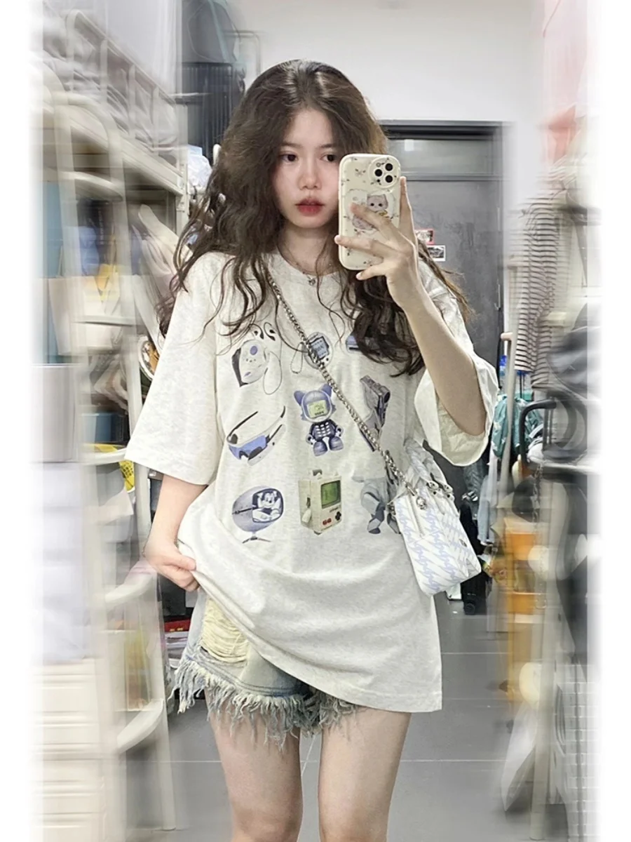 กางเกงยีนส์ขาสั้นเอวสูงแต่งพู่ขาดๆ สำหรับผู้หญิงไซส์ใหญ่ ทรงหลวม ขากว้าง ทรงเอ แฟชั่นฤดูร้อน สไตล์ลำลอง