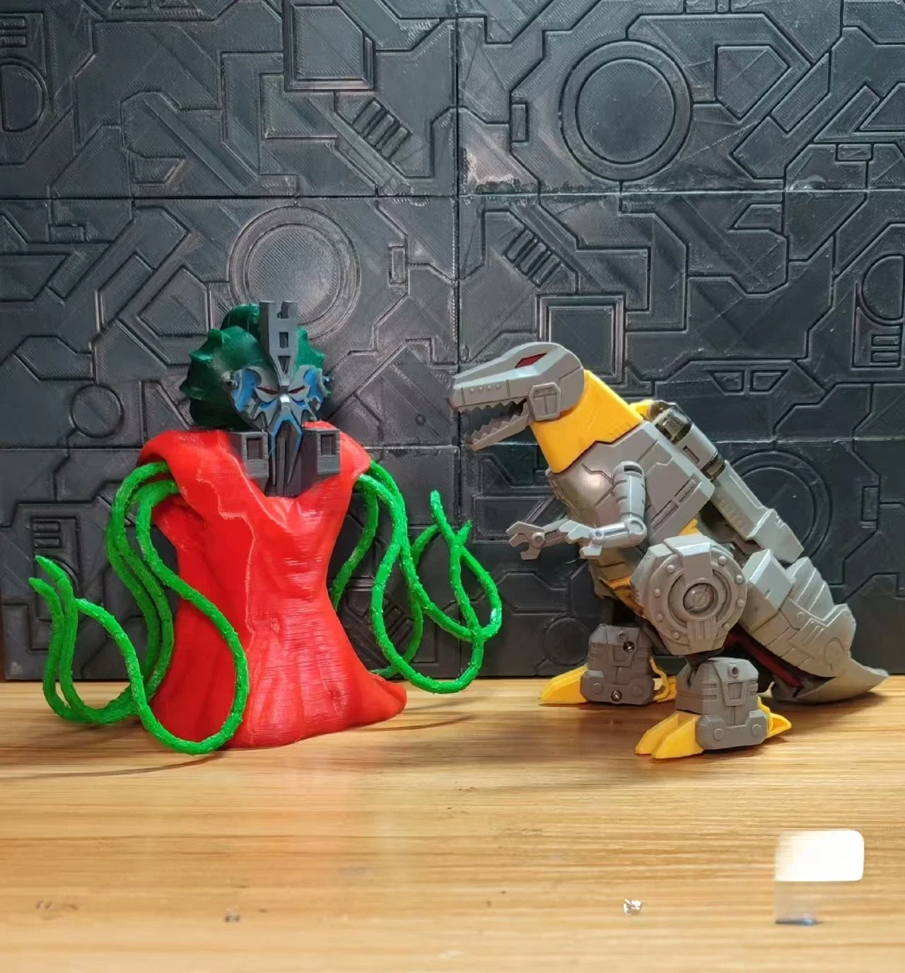 Autobot G1 Animated Character Five-sided Monster Family Red Mage 3D Printed Model Toy