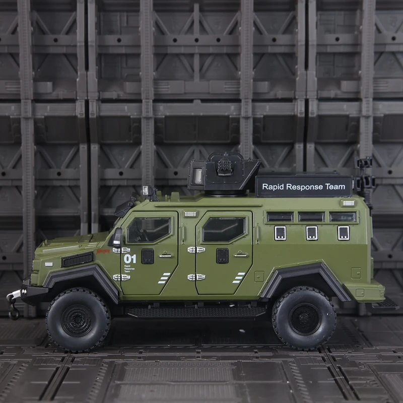 

1:24 модель внедорожника из сплава, рулевой амортизатор, детская игрушечная дверь, может открыть звук и освещение.