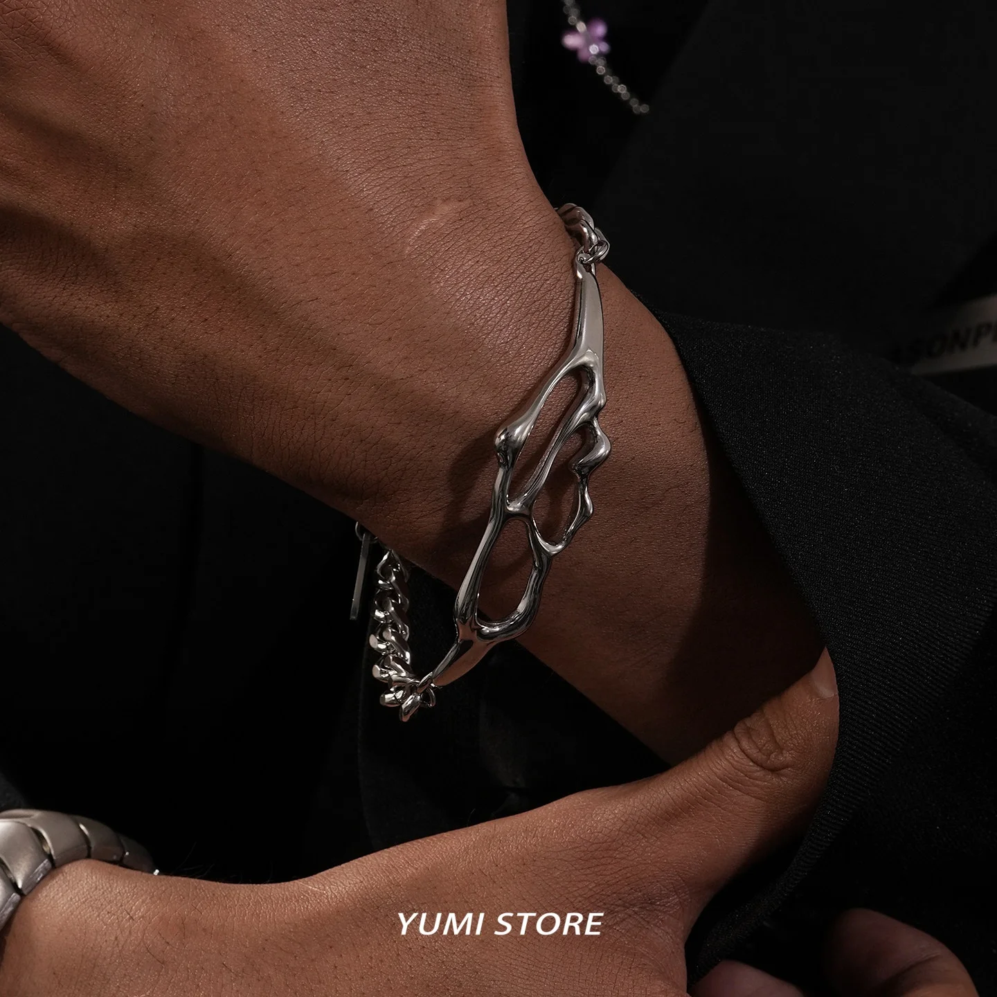 Titanstahl Unregelmäßiges Herz-Armband Hohle Geometrische Kette für Damen und Herren Y2K Punk Streetwear Modeschmuck – Detail 2