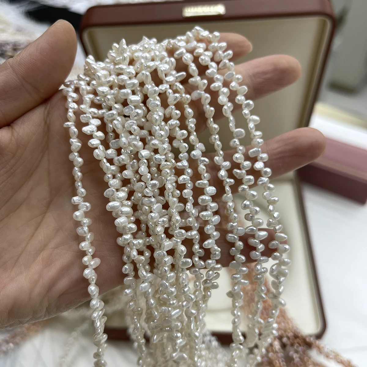 4-5mm Punch Natural Freshwater Pearl Beads Two Sided Shining Pearl Loose Spacer Beaded for Making DIY Jewelry Necklace Bracelet