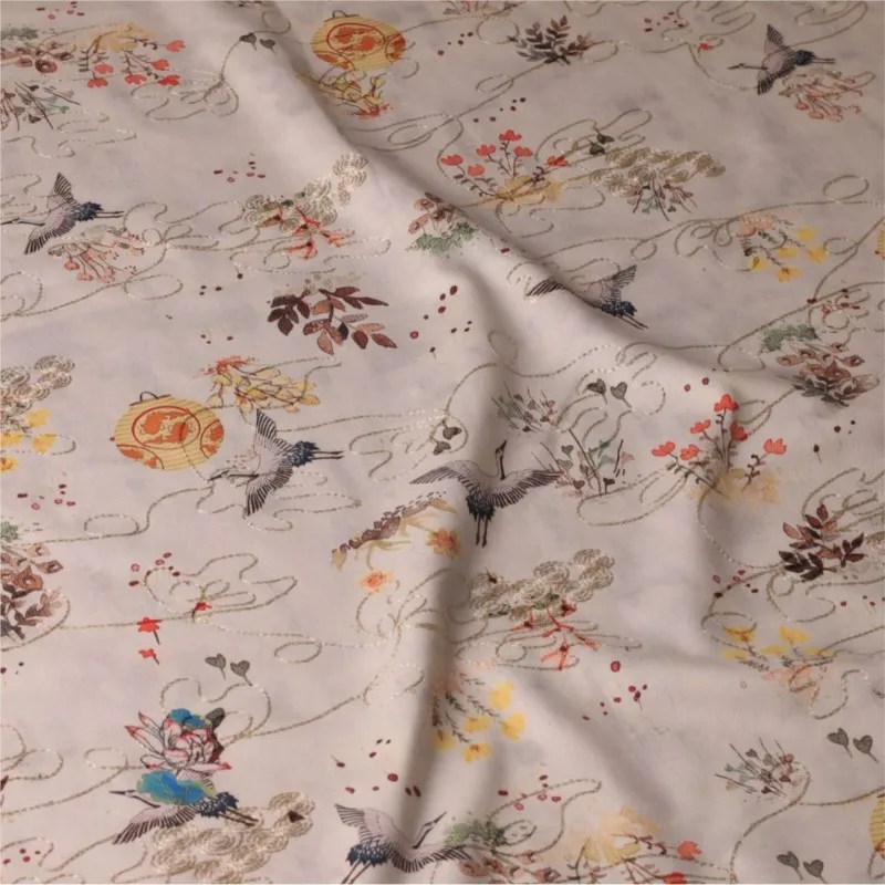 

Новое платье yunsha из ткани с бейсбольным принтом и ароматом чернил.