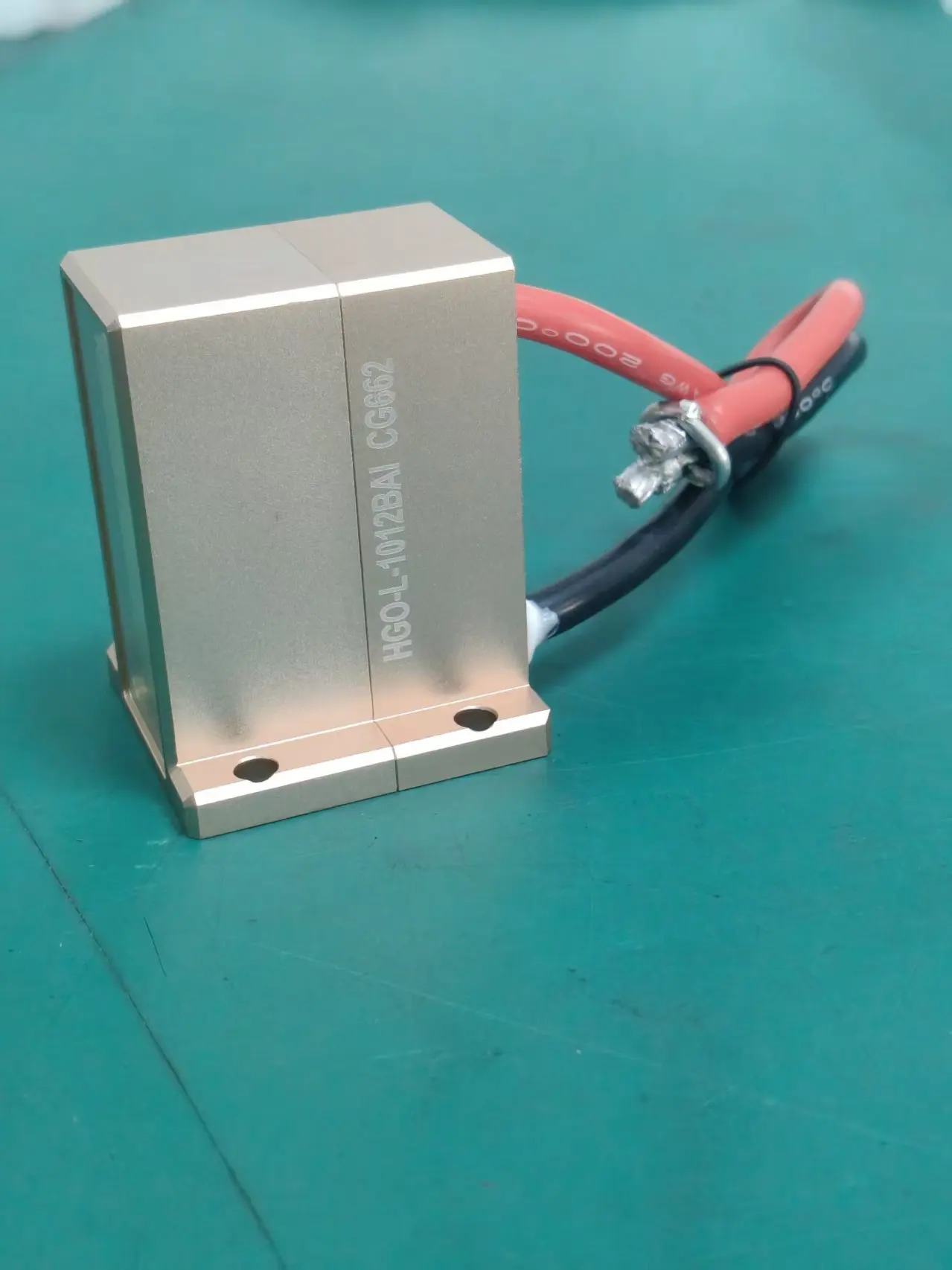 New Real Factory Diode Laser Bar Stack Custom 808nm/755nm/1064nm 1200W 12-Bars High-Accuracy Hair Removal Handle