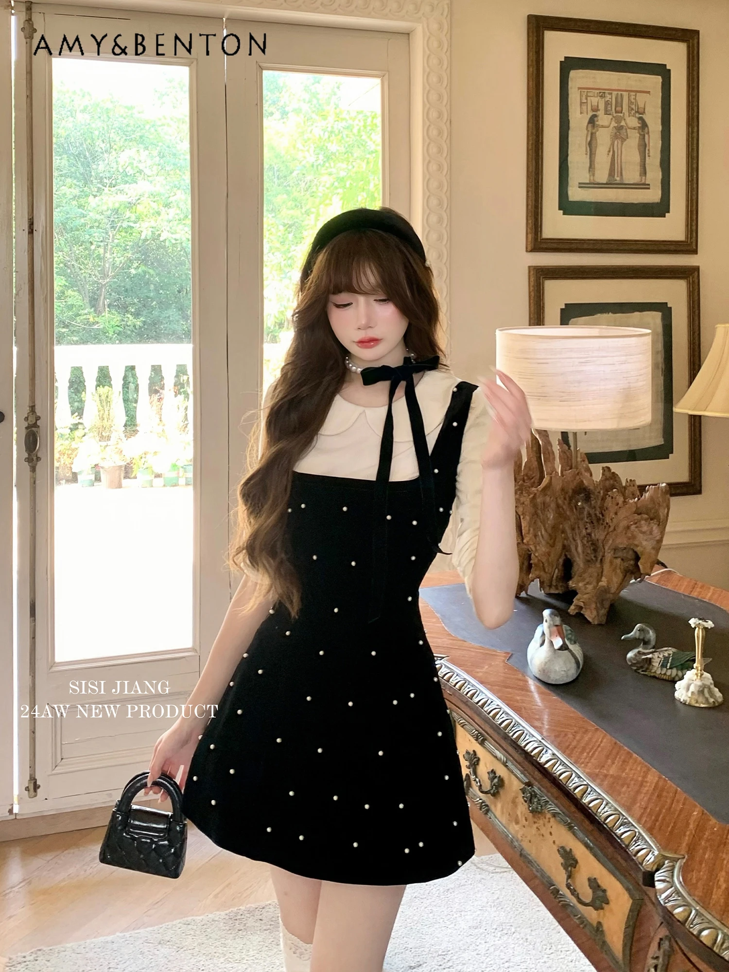 French Graceful Hepburn Style Pearl Velvet Splicing Fake Two-piece A-line Dress Women Summer Sweet Doll Collar Slim Mini Dress