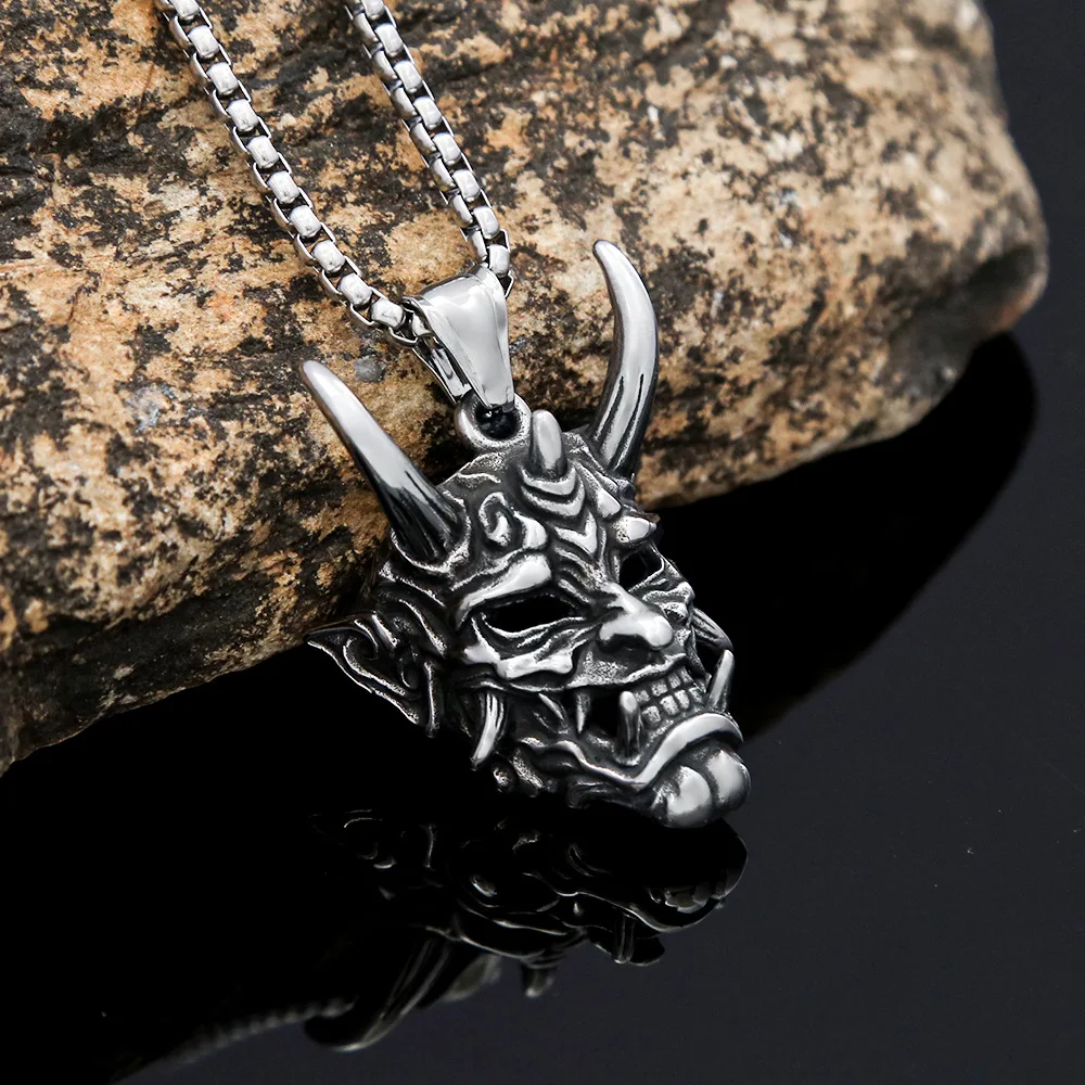 100pcs/lot Titanium Steel Prajnaparamita Ghost Mask Pendant Silver Horn Vintage Necklace Stainless Steel Jewelry Women's Trendy