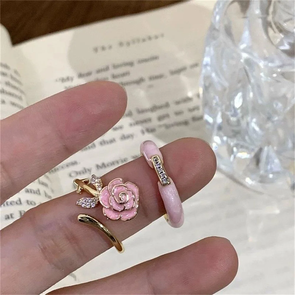 Vintage Geometric Pink Flower Rings For Women Delicacy Elegant Opening Enamel Ring Wedding Engagement Party Jewelry Gift