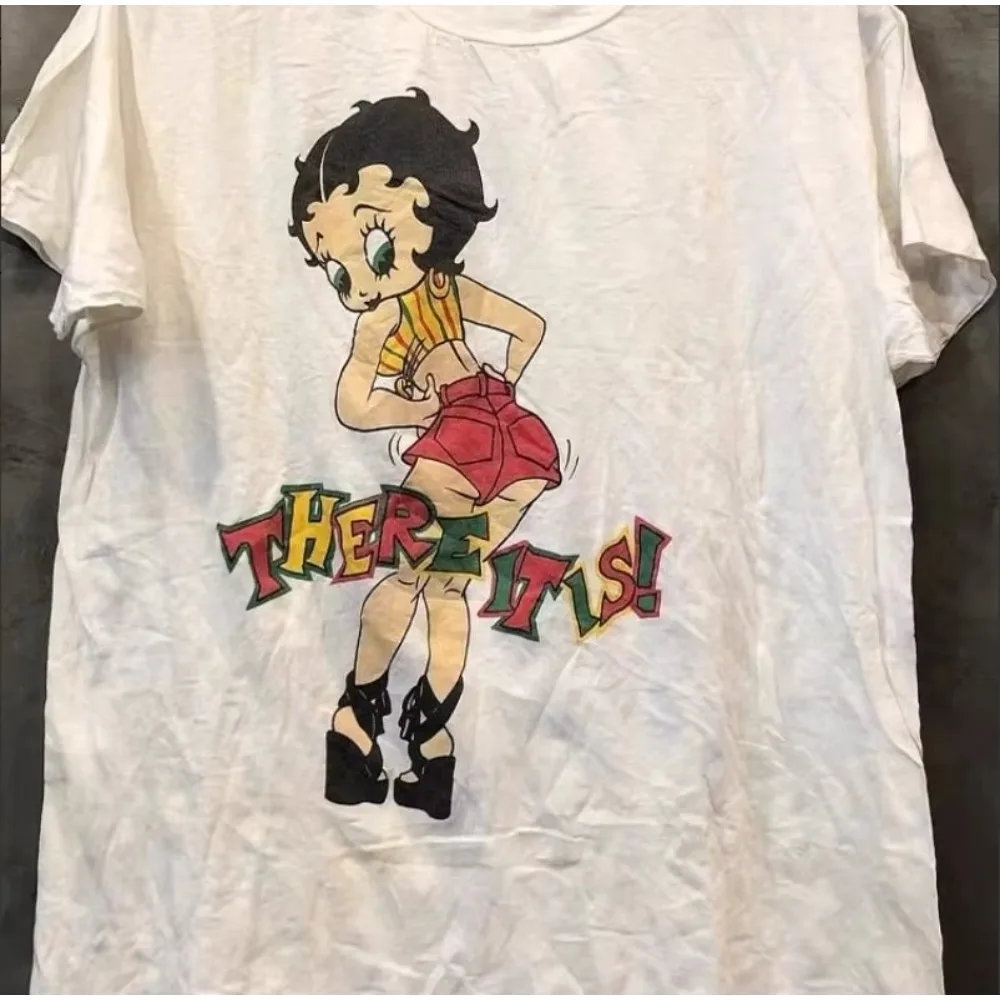 

MINISO Betty Boop Betty 2025 Fashion Summer New Hot Cartoon Trend Oldschool College Style Men Women Short Sleeve Cotton T-shirt