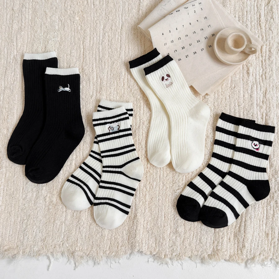 High quality cotton children's socks spring and autumn girls' white mid tube socks boys' college style striped socks 2Pairs