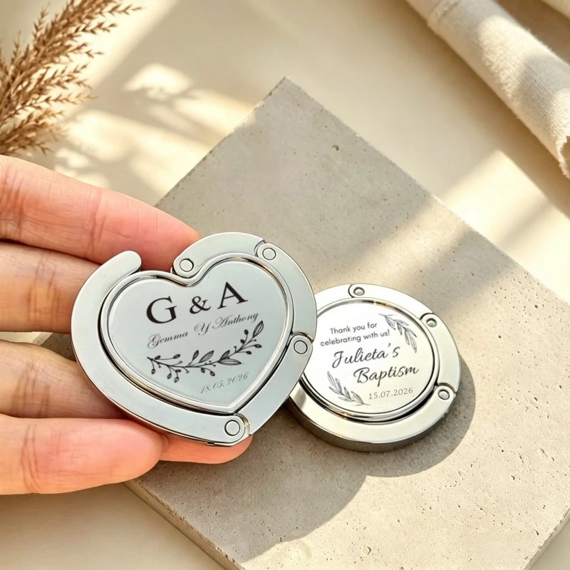 20 Stück personalisierte Hochzeitsgeschenke, individuell gravierte Metall-Handtaschenhalter, tragbarer Taschenhaken, Damen-Taschenhänger, Hochzeitssouvenir – Detail 5