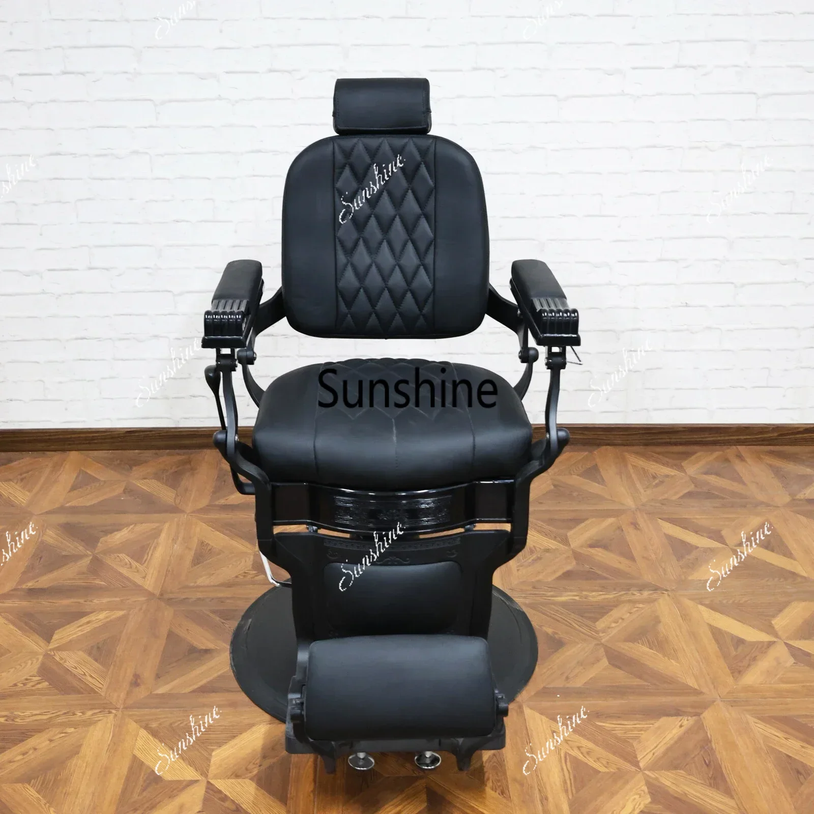 Black 360° Rotatable Hydraulic Barber Chair | Reclining Salon Chair | Hair Salon Furniture Wholesale