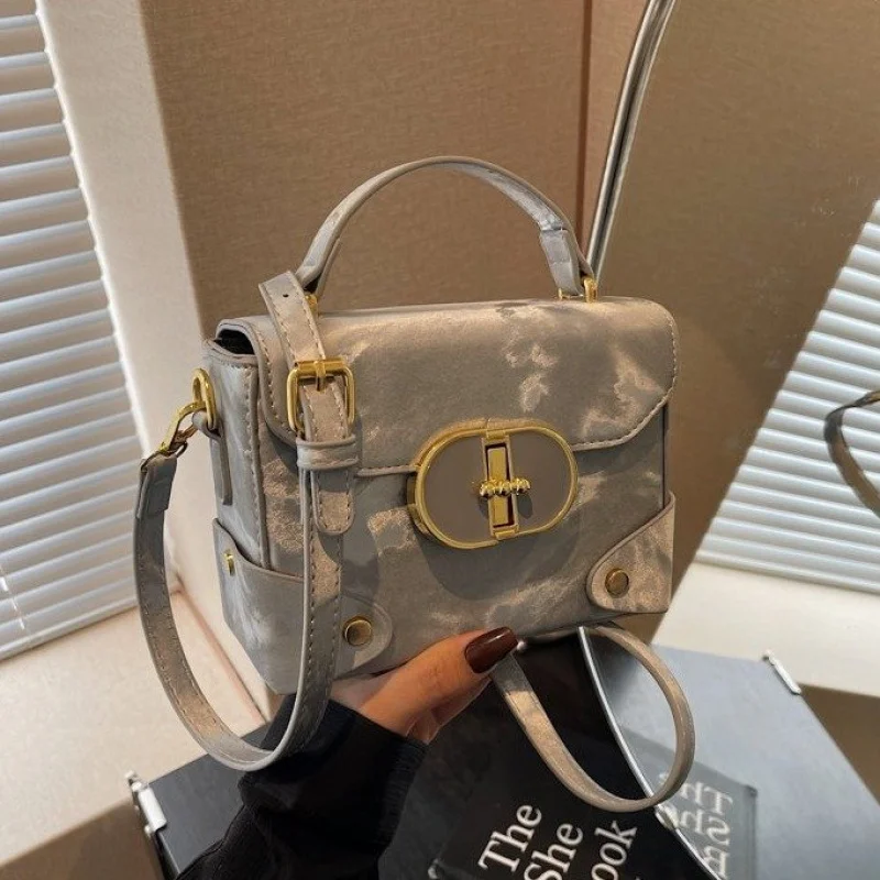 

Luxury Brand Fashionable Leather Women's Shoulder Bag Classic Elegant Famous Paris Designer Trendy Vintage Bag